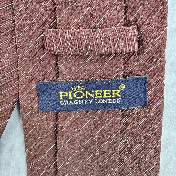 Pioneer Gragney London Brown Geometric Stripe Executive Men's 100% Silk Neck Tie - Picture 4 of 6